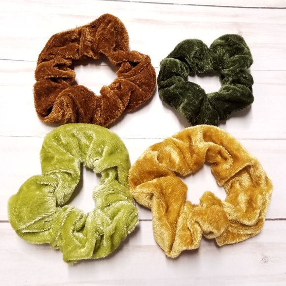 Accessories - BTQ 4 Pack Earthtones Velvet Scrunchies